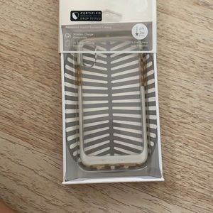 iPhone XS and X clear phone case